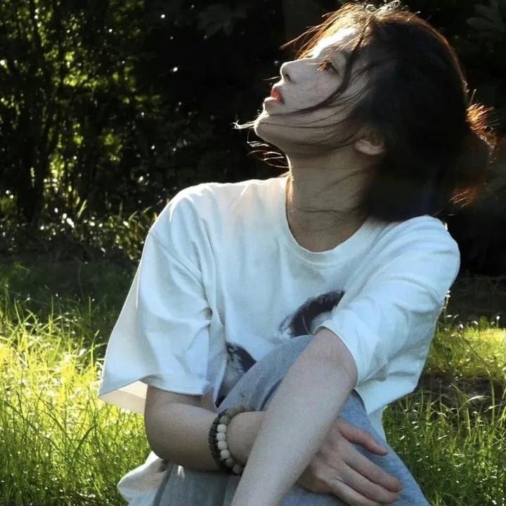 离婚后，高冷女总裁悔不当初