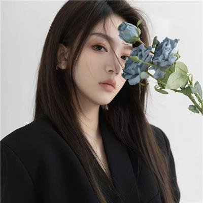 面具背后：有关那些为了拯救动物不惜一切代价的人的故事（behind the mask:The Story Of The People Who Risk Everything To Save Animals）